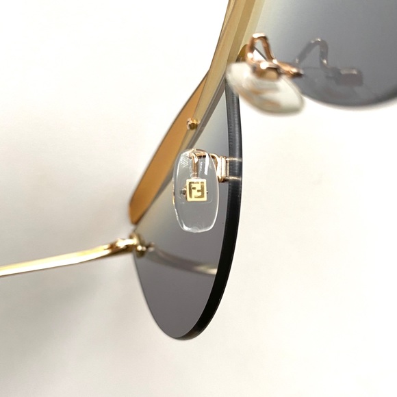Fendi Karligraphy cat eye sunglasses